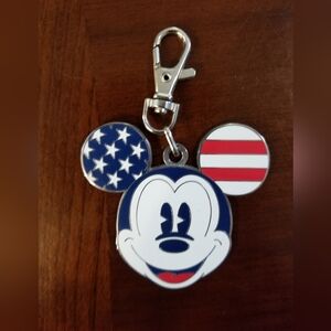 Disney Mickey Mouse 4th Of July Patriotic Lanyard Medal Keychain